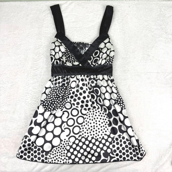 iZ Byer California Tops - iZ‎ Byer Y2K California Polka Dot Empire Waist Satin Tie Top Black White Large